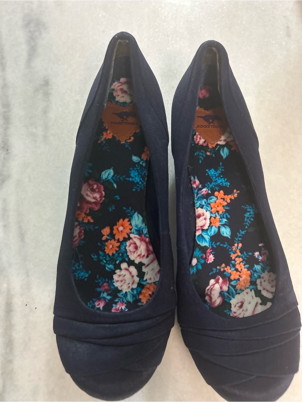 Women’s Rocket Dog Navy Blue Wedge shoes slip ons size 10
